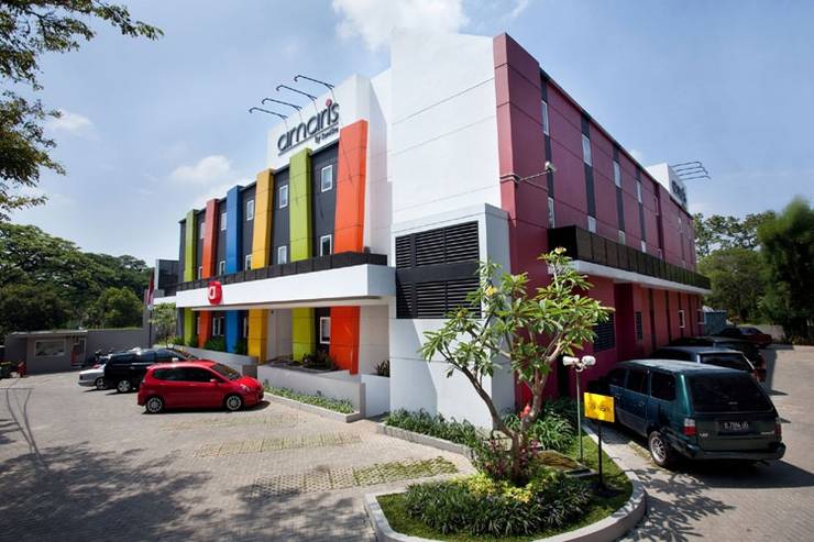  Amaris Cimanuk - Hotel Building