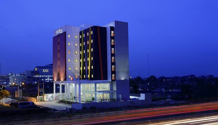  Amaris Hotel Bekasi - Tampilan Luar Hotel