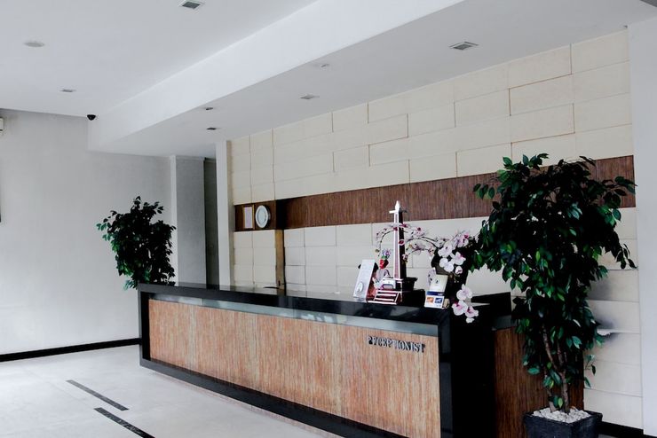  Hotel N2 Jakarta - Reception