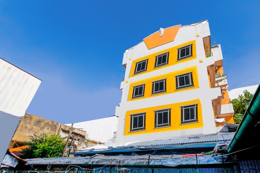  OYO 2628 Kartini Residence Jakarta - Facade