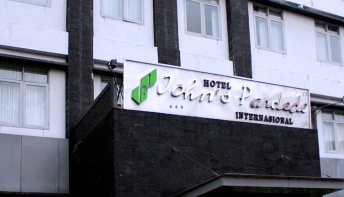  John's Pardede International Hotel Jakarta - Exterior