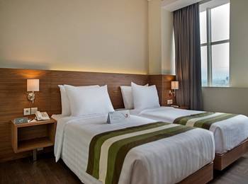 Grand Whiz Poins Square Simatupang - Superior Room Only Last Minute Deal