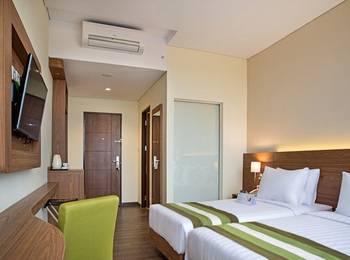 Grand Whiz Poins Square Simatupang - Deluxe Room Only Last Minute Deal