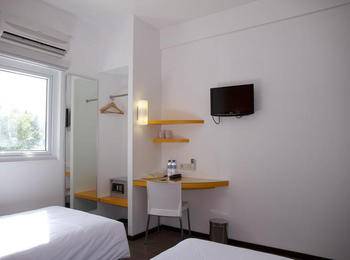 Amaris Hotel Ambon - Smart Room Hollywood Regular Plan