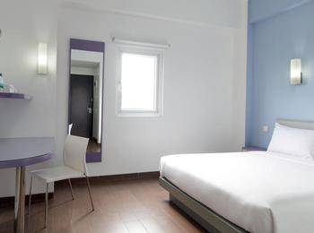 Amaris Pekanbaru - Smart Room Hollywood Offer Last Minute Deal