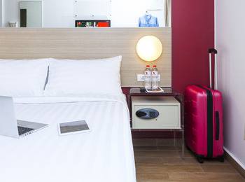 Red Planet Palembang Palembang - Double Room Only 