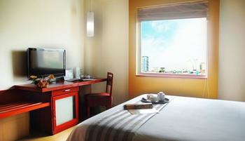 Sparks Life Jakarta, ARTOTEL Curated Jakarta - Superior Room only Regular Plan