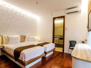 Alimar Hotel Malang Malang - Deluxe Twin (Non Breakfast 2 people) Non-Smoking Pegi Time!