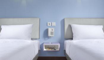 Amaris Hotel Pettarani Makassar - Smart Room Twin Regular Plan