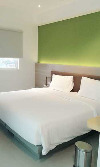 Amaris Hotel Malioboro - Smart Room Hollywood Staycation Offer Regular Plan