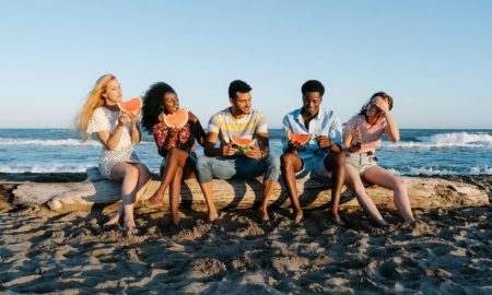 arti dan makna friendcation